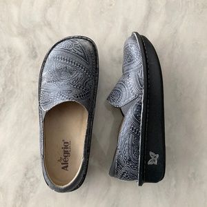 Alegria Nursing clog